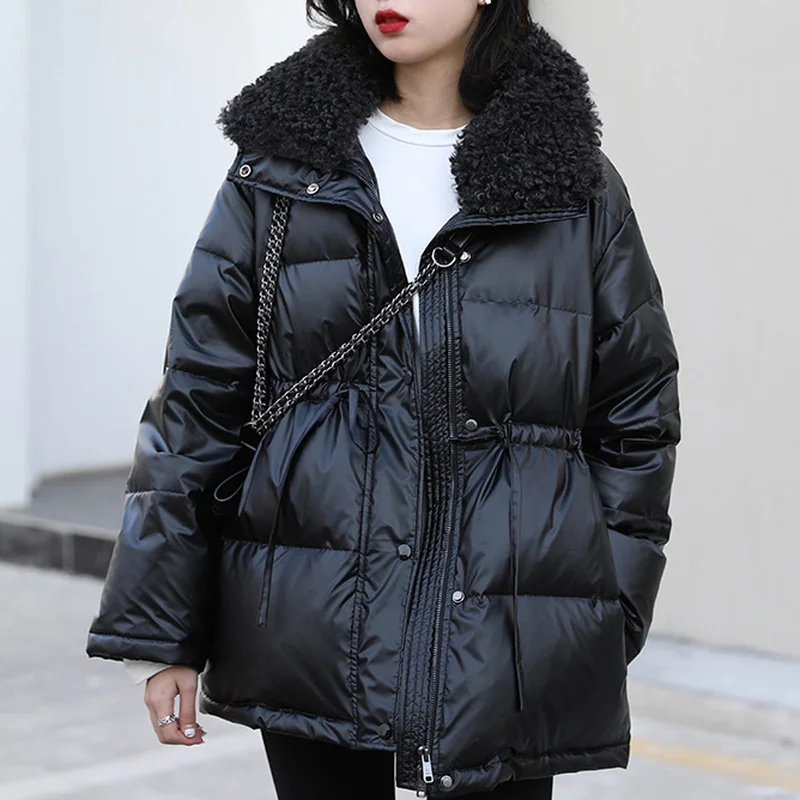 Женская куртка с меховым воротником зимняя плотная маленькая в западном стиле