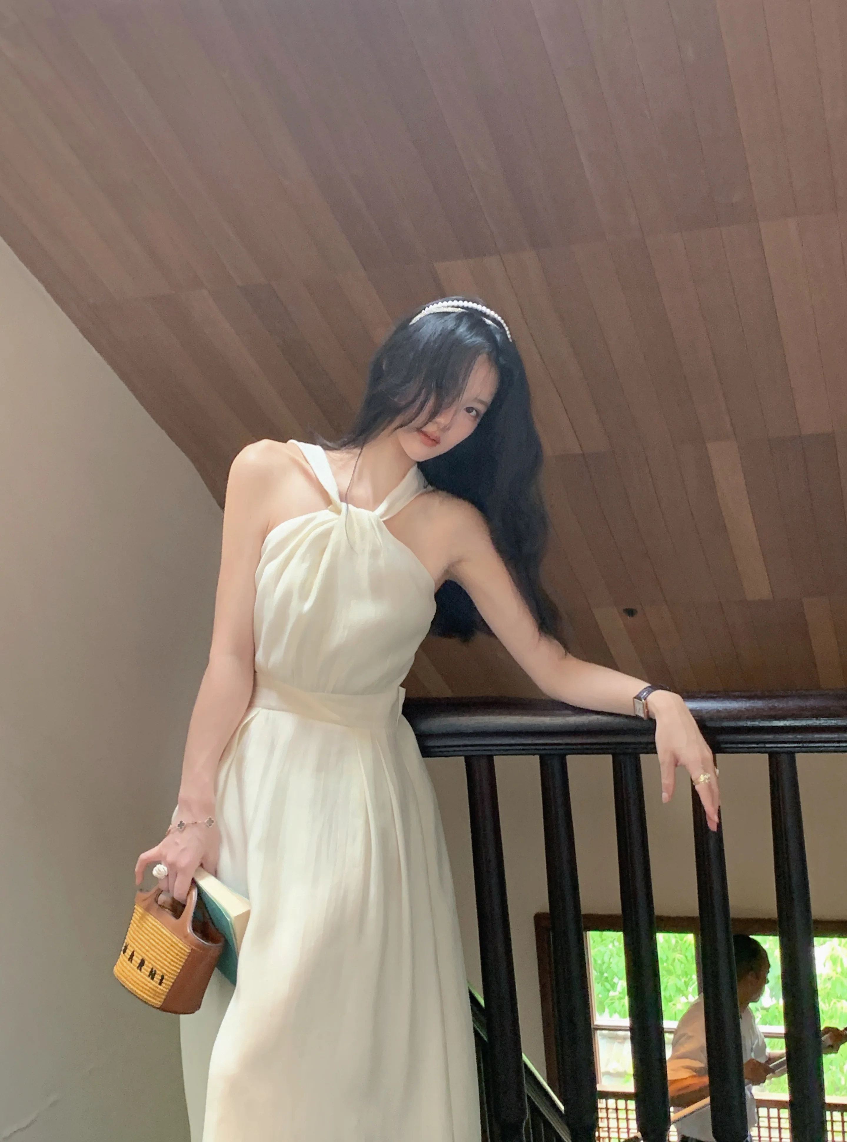 Женское платье в горошек с завышенной талией без бретелек | Женская одежда