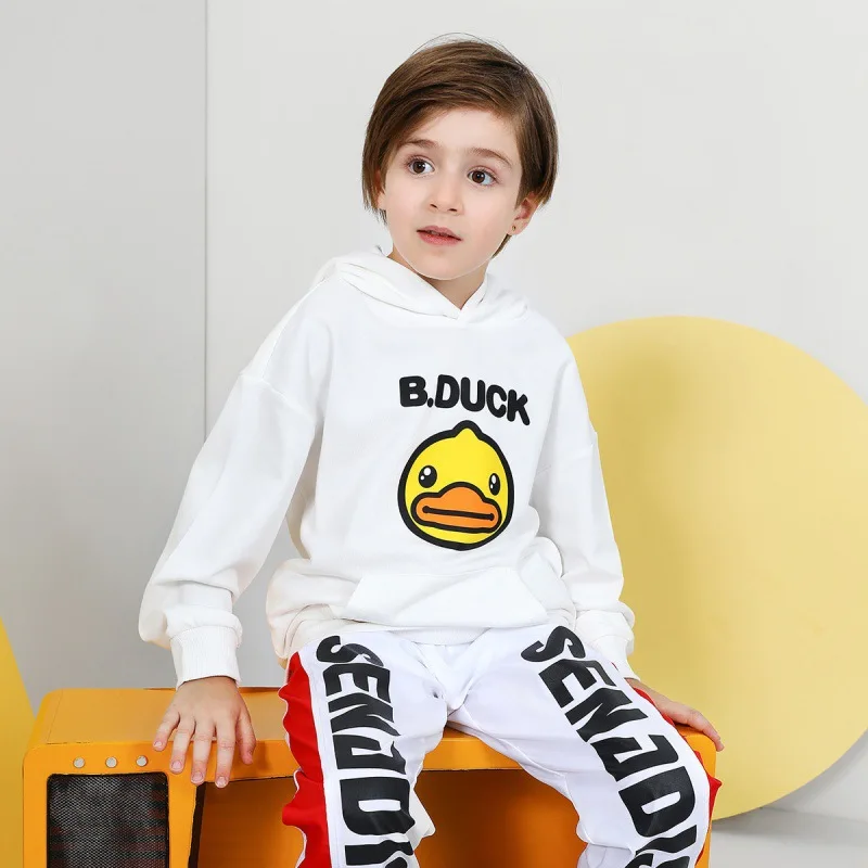 B. Детская одежда на весну и осень маленький желтый свитер с капюшоном для