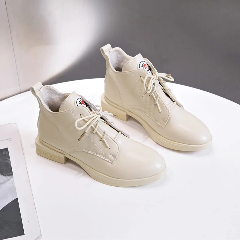 

Warm Plush Women Winter Boots Solid Black Leather Boots Female Ankle Boots For Women Lace Up Platform Street Style Casual Shoes