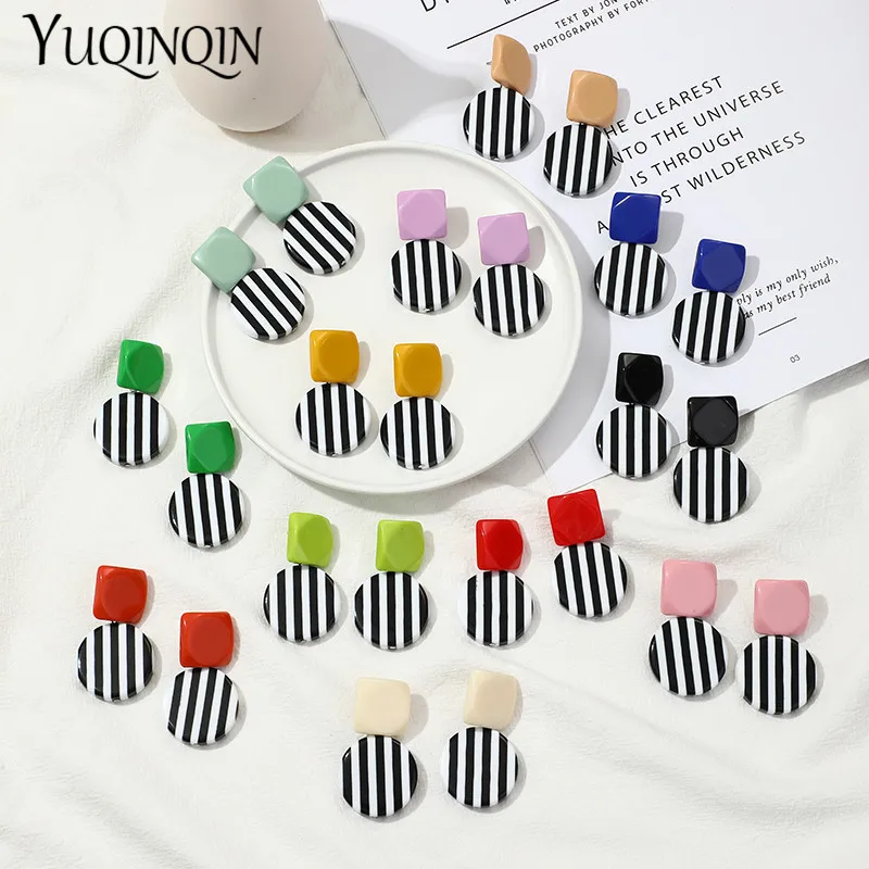

Fashion Korean Acrylic Drop Earrings for Women 2021 Elegant Statement Simple Resin Large Dangle Boho Earring for Girls Jewelry