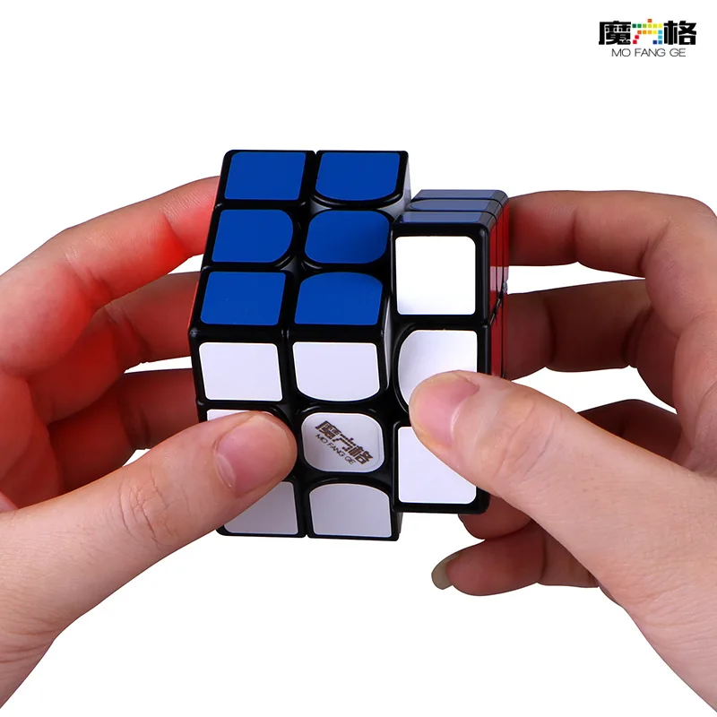 

QIYI Thunder 3x3x3 Magnetic Magic Cube High Quality Speed Cubes Professional Neocubes Educational Toys Smooth Stickerless Cube