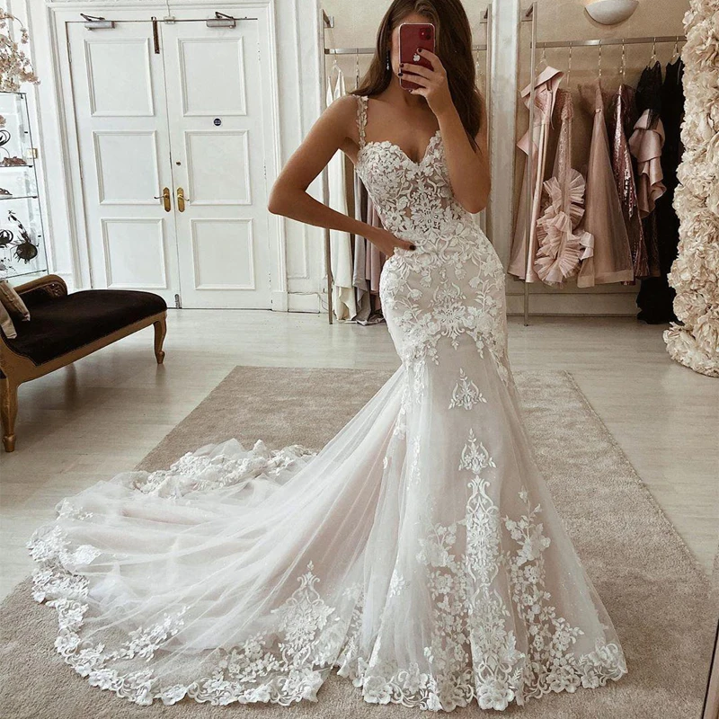 

2022 New Arabic Mermaid Wedding Dresses Spaghetti Straps Illusion Lace Appliques Court Train Tulle Plus Size Formal