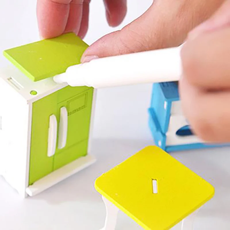 

Dollhouse Miniature Furniture Wooden Creative Bathroom Bedroom Restaurant For Children Action Figure Dollhouse Decoration Doll