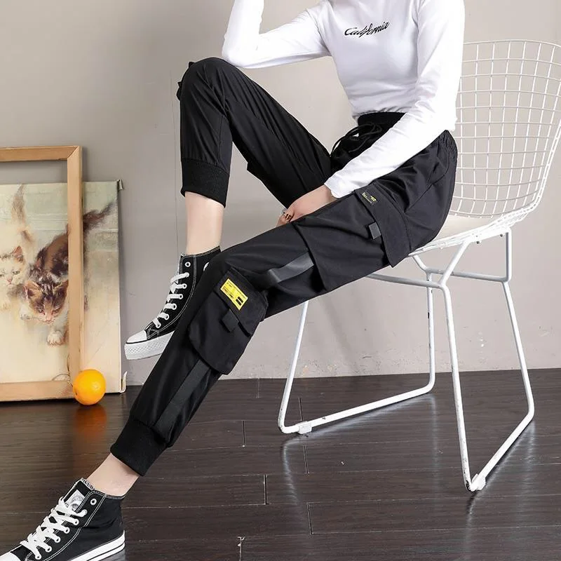 

Брюки-карго женские в стиле оверсайз, черные мешковатые спортивные штаны в стиле Харадзюку, весенние модные брюки с надписью в Корейском ст...