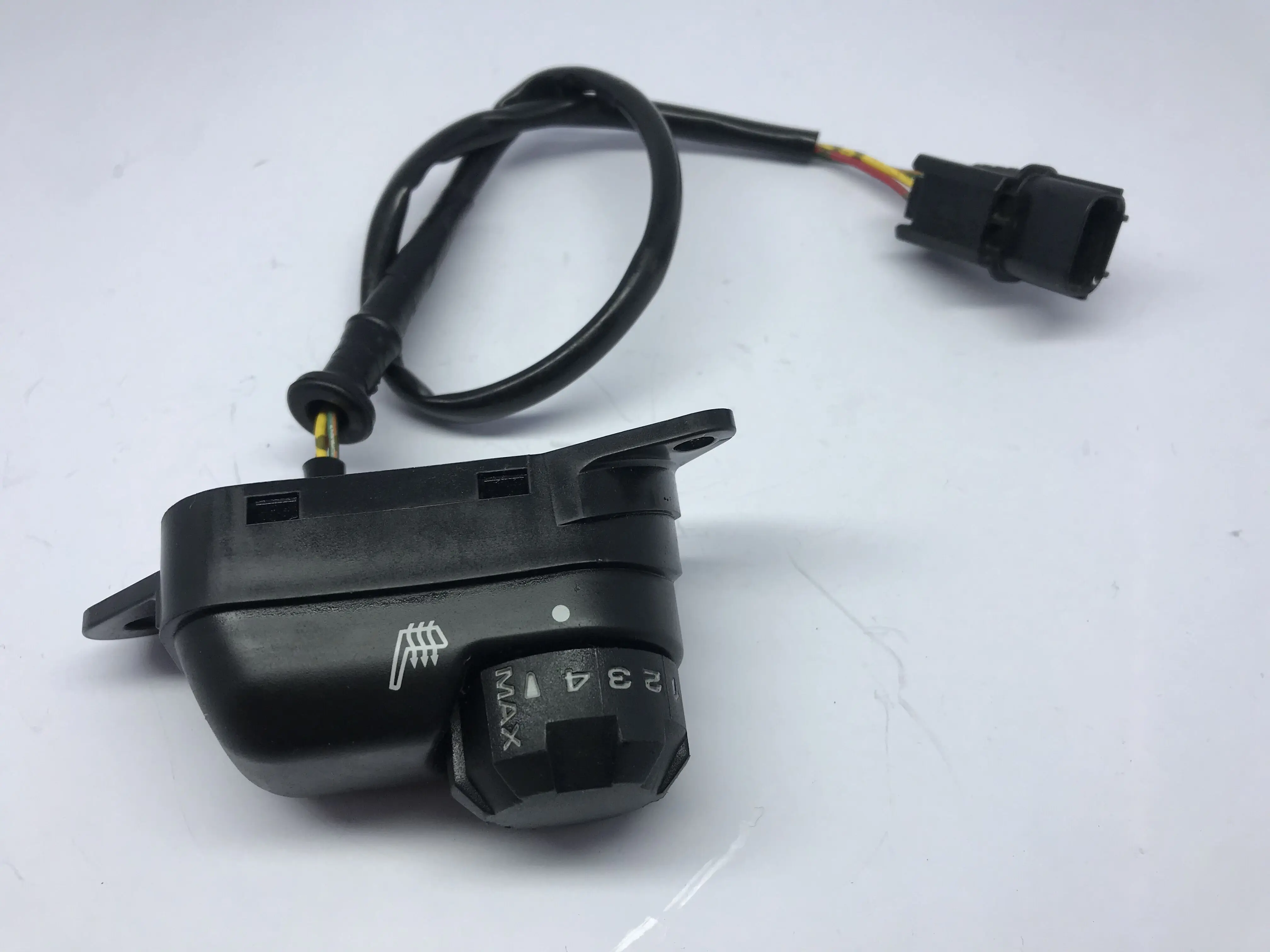 Запчасти для мотоциклов Honda Gold wing GL1800 2006-2017/Электротермический переключатель 2010