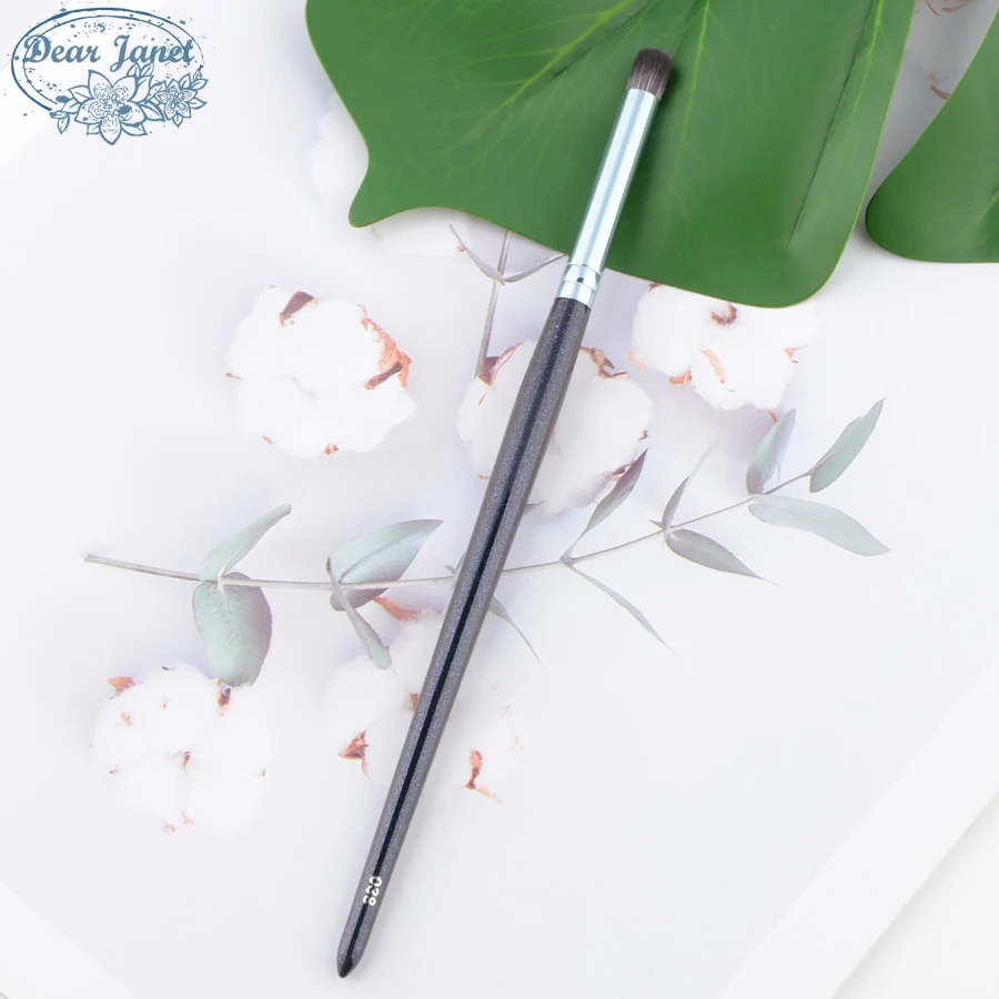 1 piece 038 Small Smudge Makeup Brushes Eyeshadow Eye Blending Synthetic hair Wood handle Professional Make up tools