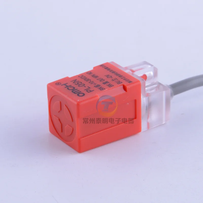 

Horn type inductive proximity switch sensor PL-05N DC 3-wire NPN NO 12v 24v