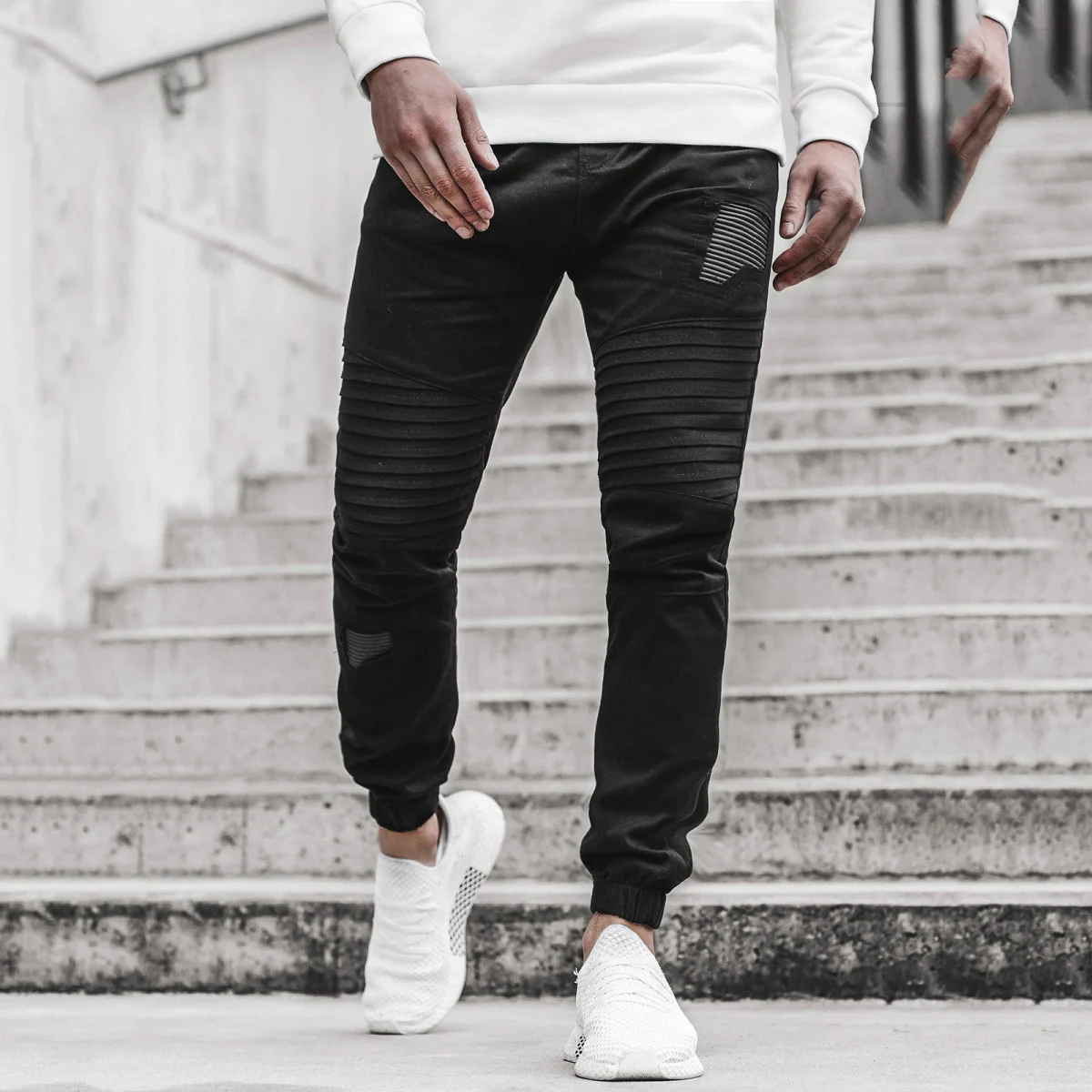 

Men's Elastic Waist Cargo Pants Fashion Men Ripped Hole Trousers Pantalones De Hombre Outdoor Tactical Pants with Pockets