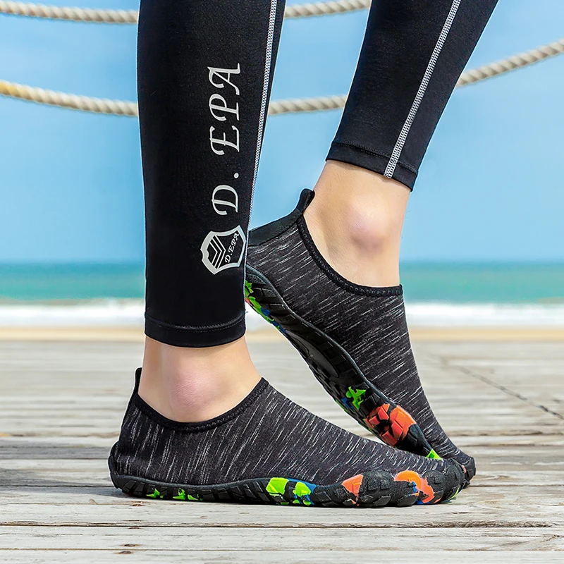 Quick dry Trekking Hiking Diving water Shoes Comfortable Breathable Non-slip Outdoor Men and women Upstream Climbing Aqua shoes