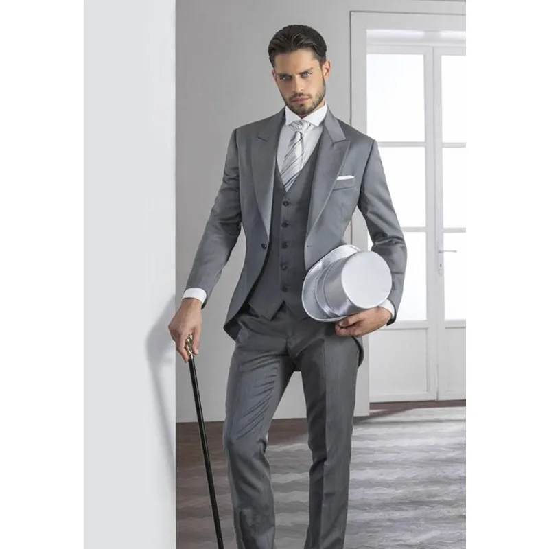 

2021 новый индивидуальный заказ костюмы Для мужчин регулярные смокинг для мальчиков мягкие Клубные пиджаки (пиджак + брюки + жилет) для малень...