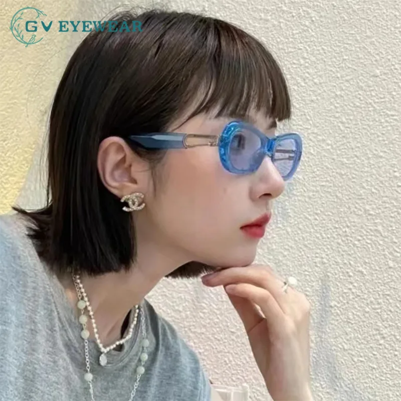 

2021 Sunglass Frames For Women With Chain Punk Style Vintage Eyewear Anti-glare Driving Glasses Small Square PC UV400 Eyeglasses