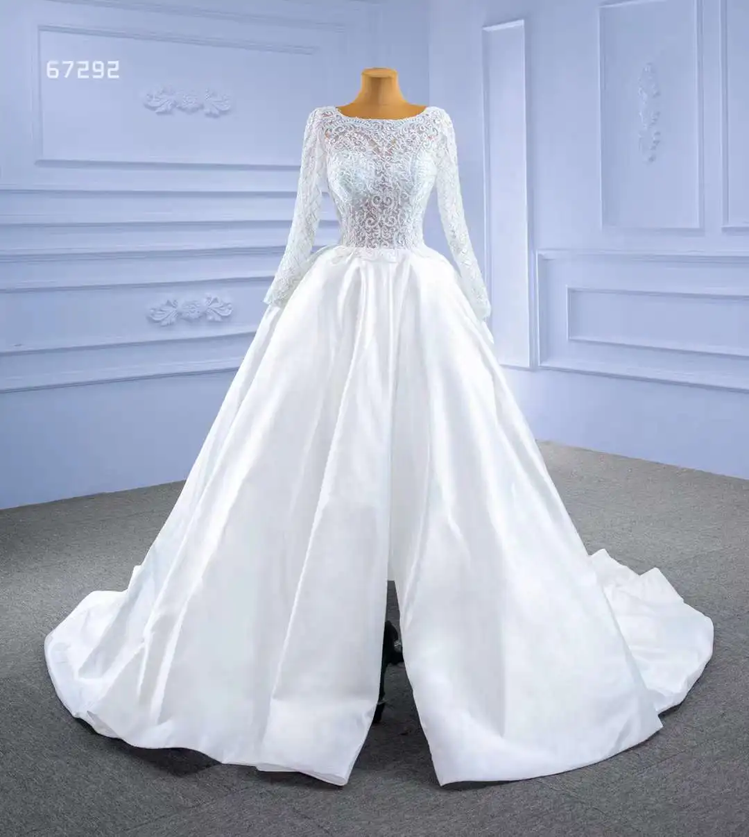 

Aoliweiya Bridal #67292 Lace Satin 60CM Split Wedding Dress