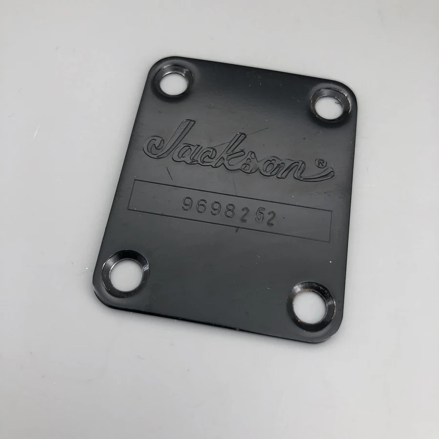 Черная подставка под гитару | Спорт и развлечения