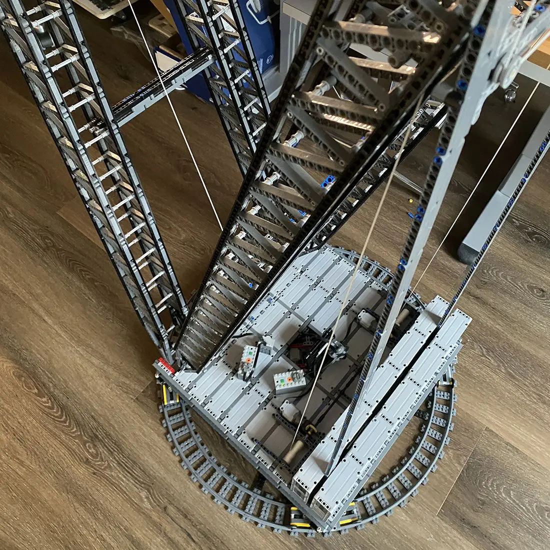 

(Ship within 7-10 days)7170Pcs SGC-250 Crane MOC-73532 7-Motor Construction Machinery Tower Crane (Designed by peteria)