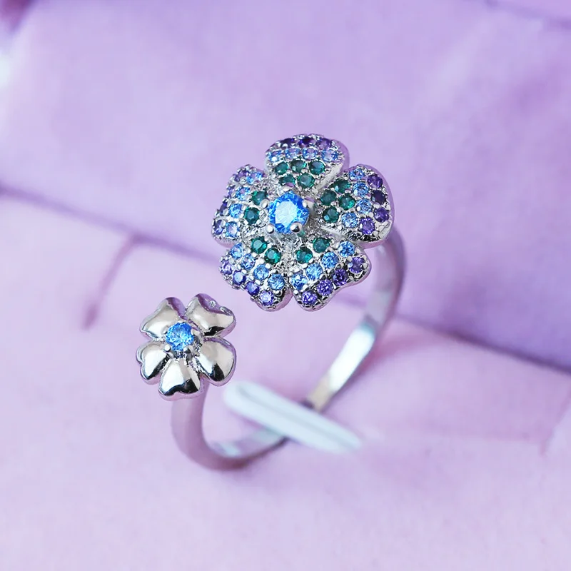 Женское Обручальное кольцо с цветком обручальное серебряного цвета зеленым и