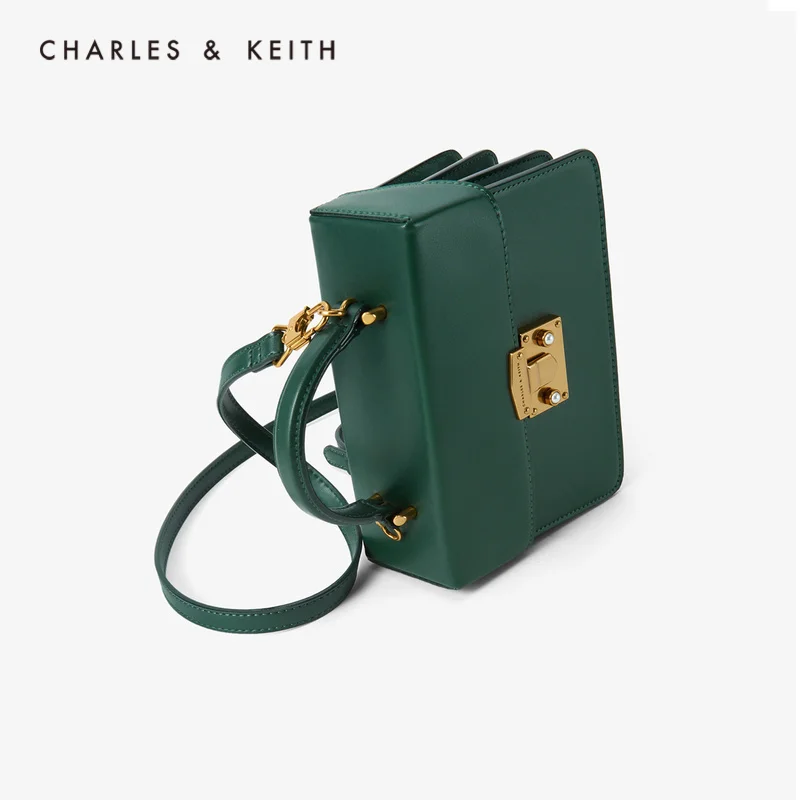 CHARLES＆KEITH Новинка на Лето CK2-50701039-3Женская Сумка Плечо Металлическая Пряжка