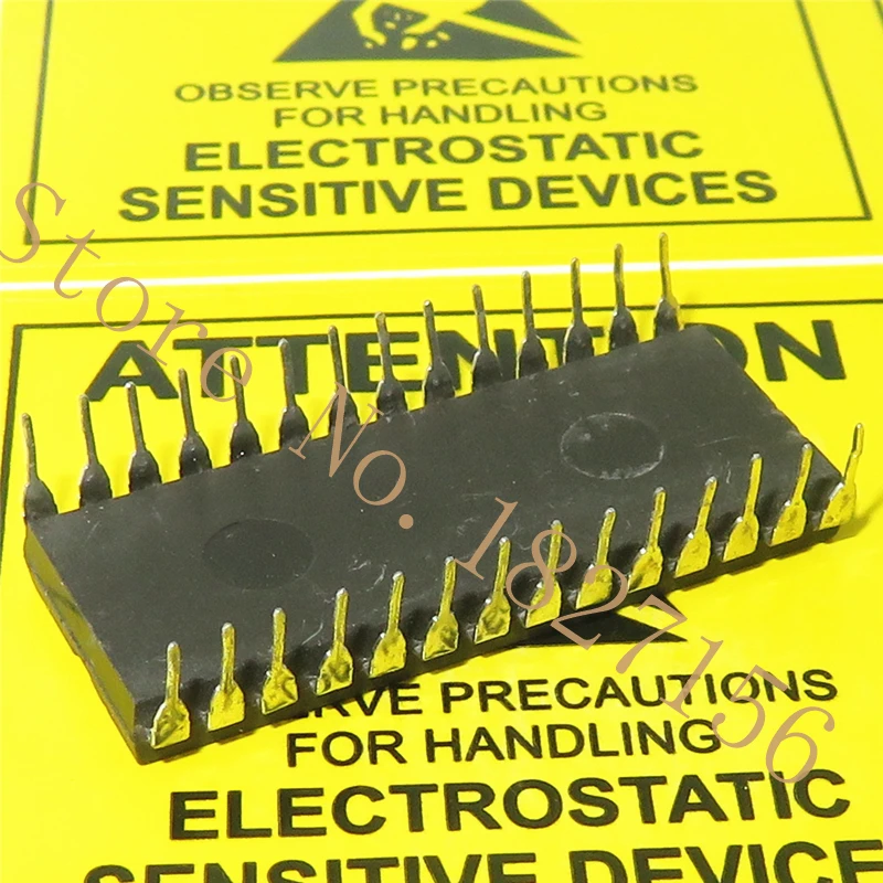 

FCB61C65L-70P DIP28 Original authentic 100% Spot straight shot Large price excellent