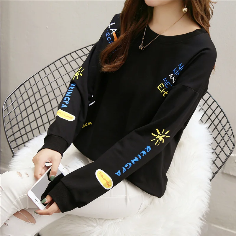 

Женский тонкий свитер из хлопка и полиэстера с надписью граффити на весну и осень