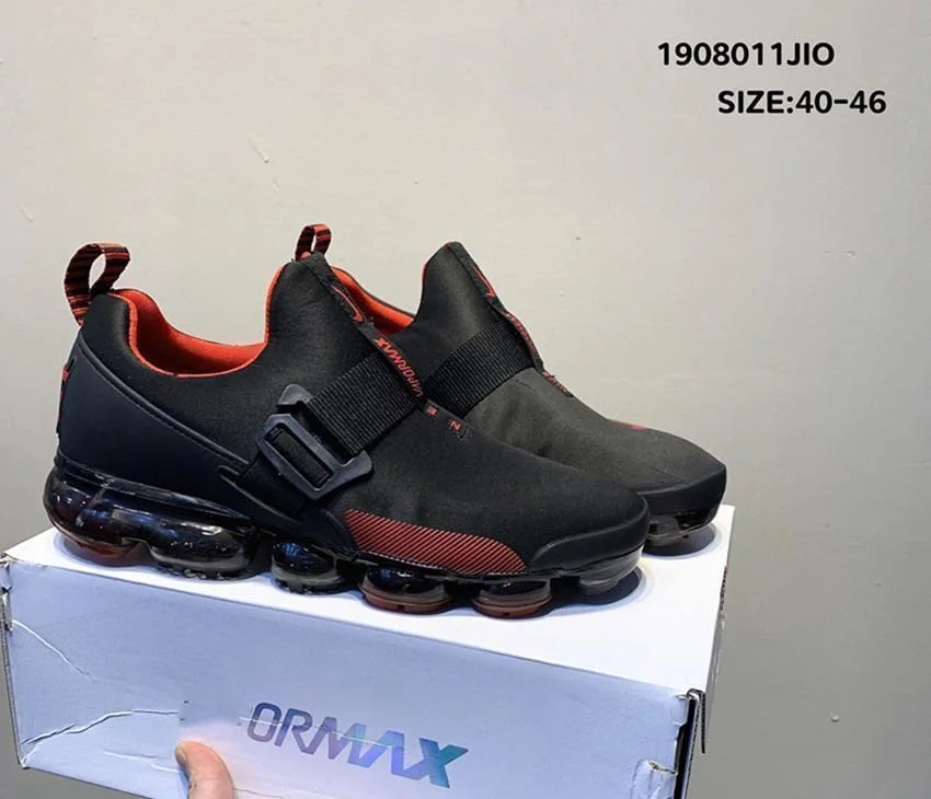

Without Box 2020 New Mens Running Shoes Sports Black White Red Shoes Men Trainers Sneakers size 40-46
