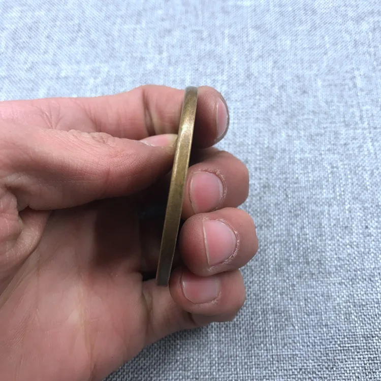 

LAOJUNLU Imitation Antique Auspicious Copper Coins I DonT Think IM Old And IM Looking At The Yellow Flowers.