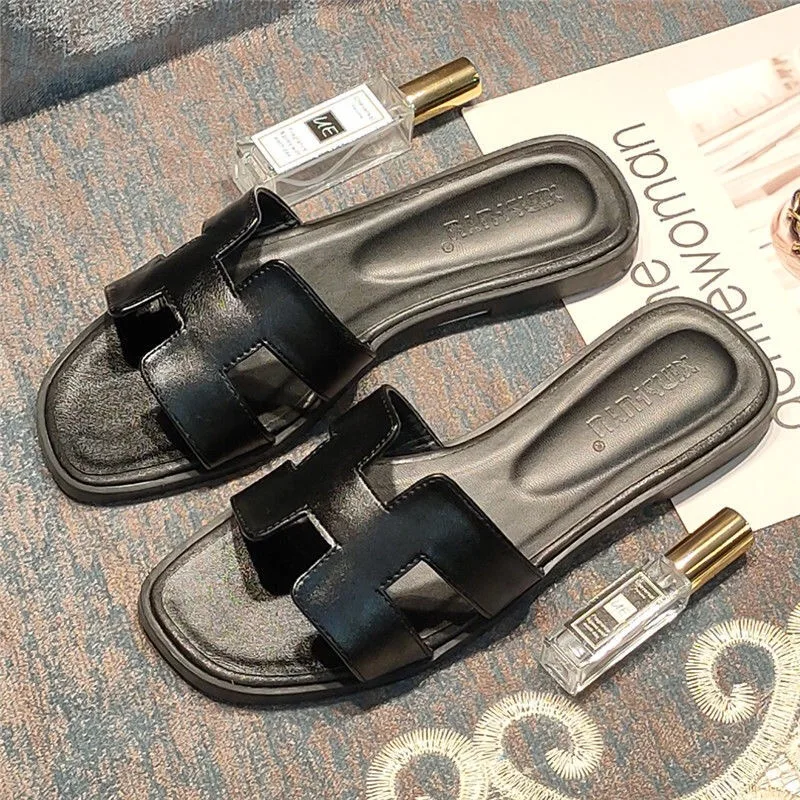 

Fashion New Women's Summer Sandals Flat Heel Fashion Fashion Outerwear Flat Beach Shoes Flip Flops Casual Women Slippers