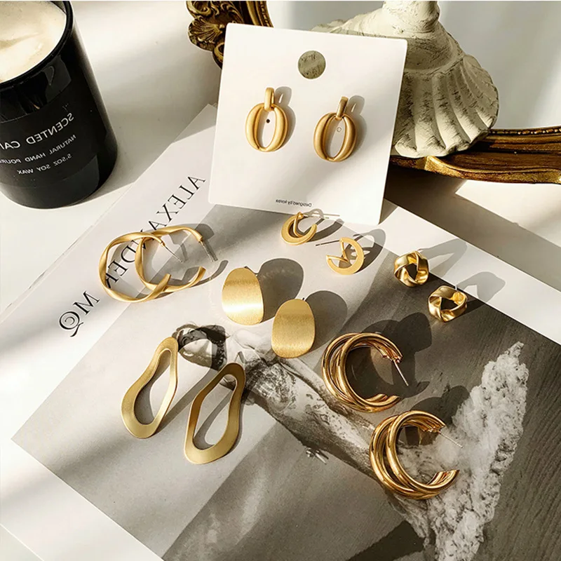 Новинка 2019 корейские простые серьги гвоздики с металлическим золотым