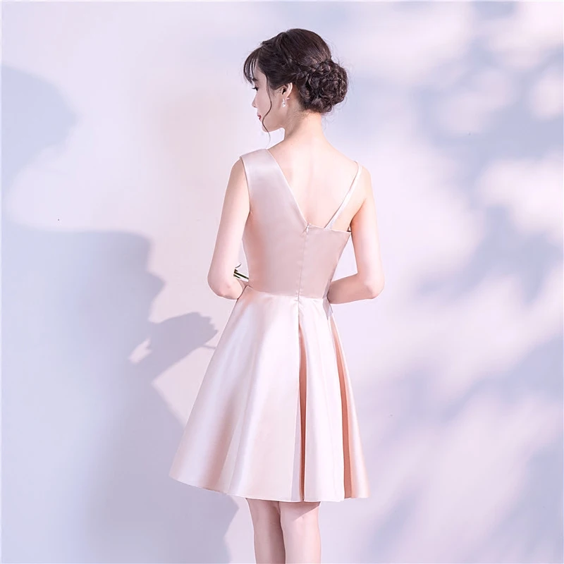 Платье-трапеция на одно плечо с открытой спиной молнии завышенной талией