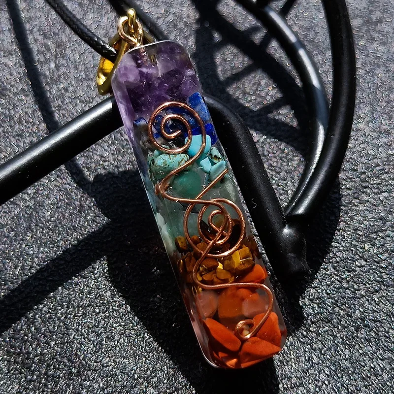 

Charm Healing Natural Stone Chakra Pendant Necklace For Men Jewelry Retro Energy Chips Amulet Yoga Women Gifts