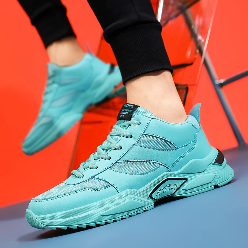 

2021 New Autumn Men Walking Jogging Shoes Anti-Slippery Man Outdoor Sports Shoes Black Medium Cut Men Athletic Running Shoes