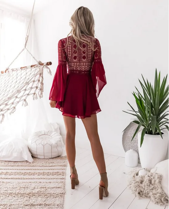 

Water-soluble lace crochet hollow V-neck strap horn long sleeve chiffon dress