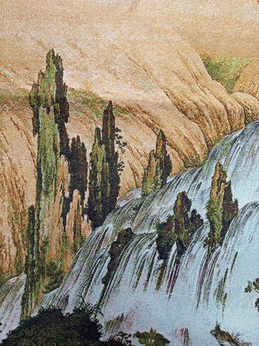 Китайская вышитая ткань 48 дюймов Шелковый белый Орлиный холм водный пейзаж