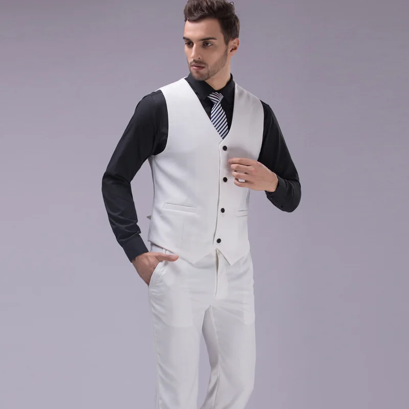 

White suit for men's wedding and bridegroom's dress