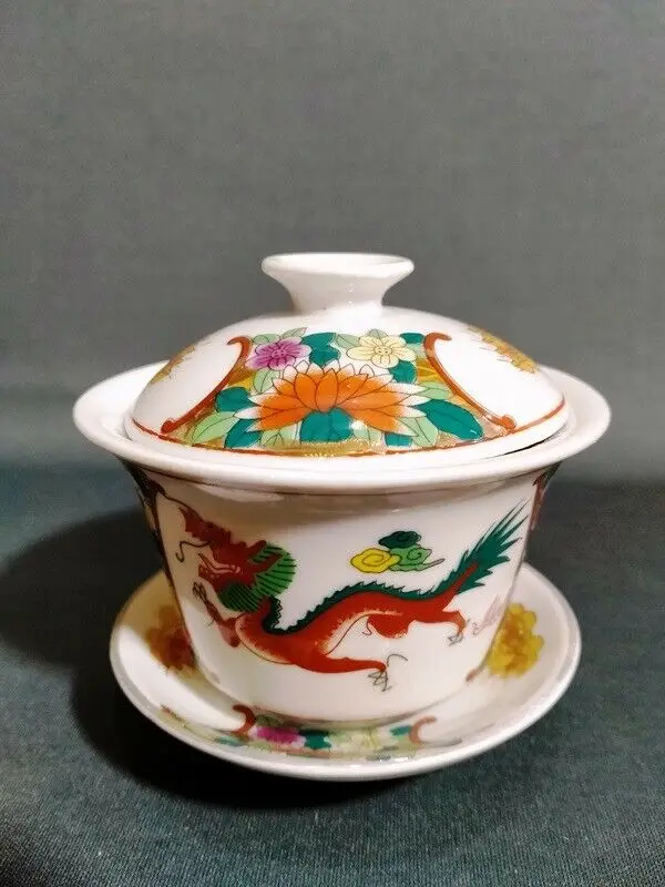 

Kitchen,Dining & Bar