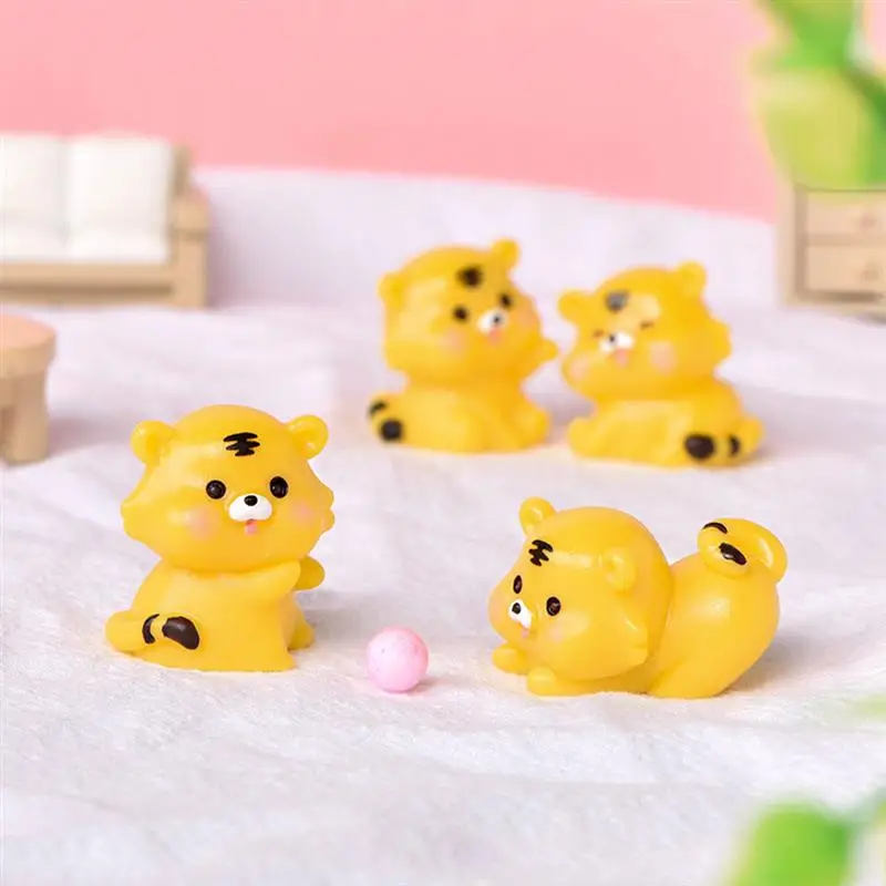 

7Pcs Lovely Mini Tiger Adornment Micro Landscape Tiger Ornaments Desktop Decor