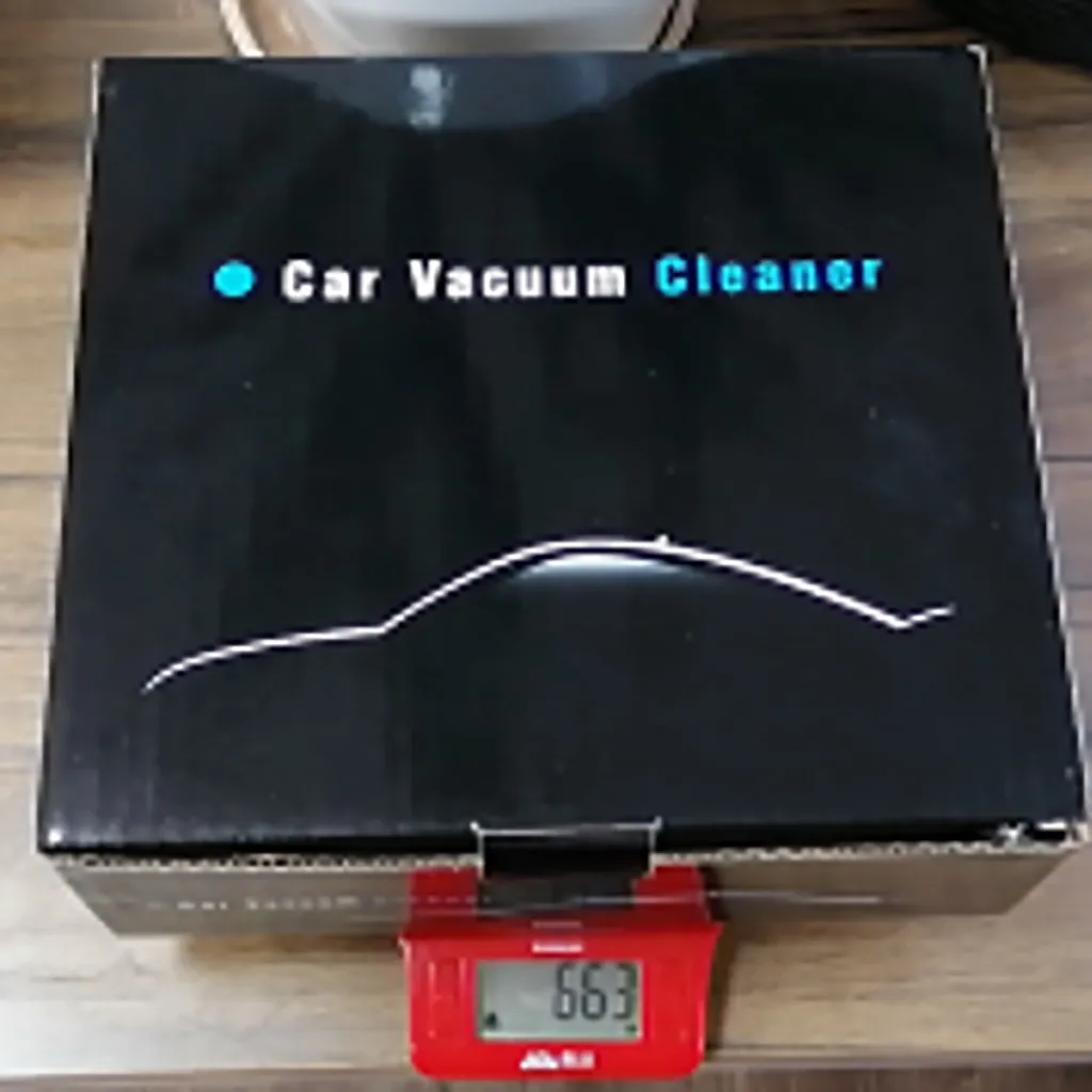 

Dry And Wet Dual-Use Car Vacuum Cleaner High-Power high power and small car cleaning tool With Aromatherapy Lamp