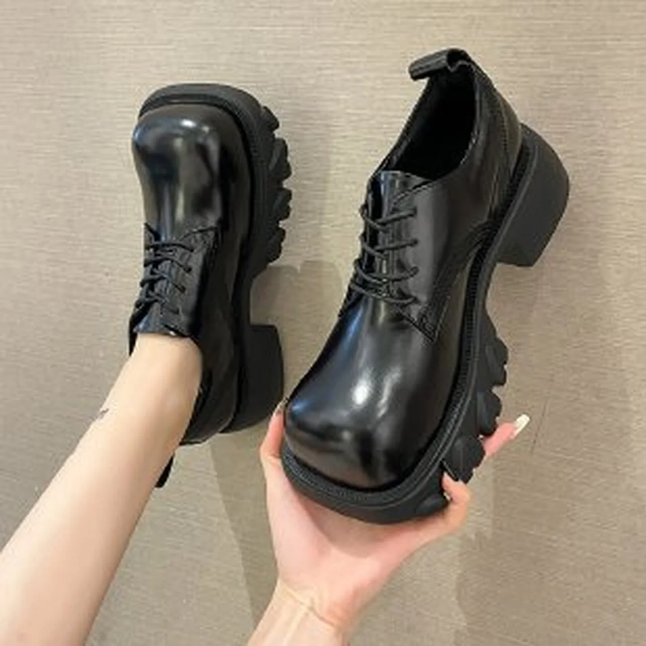 

Square Toe Thick bottom Pumps Women Shoes Leather 2021 New Autumn Retro Lace-Up Handmade Leisure Chunky black heel shoes