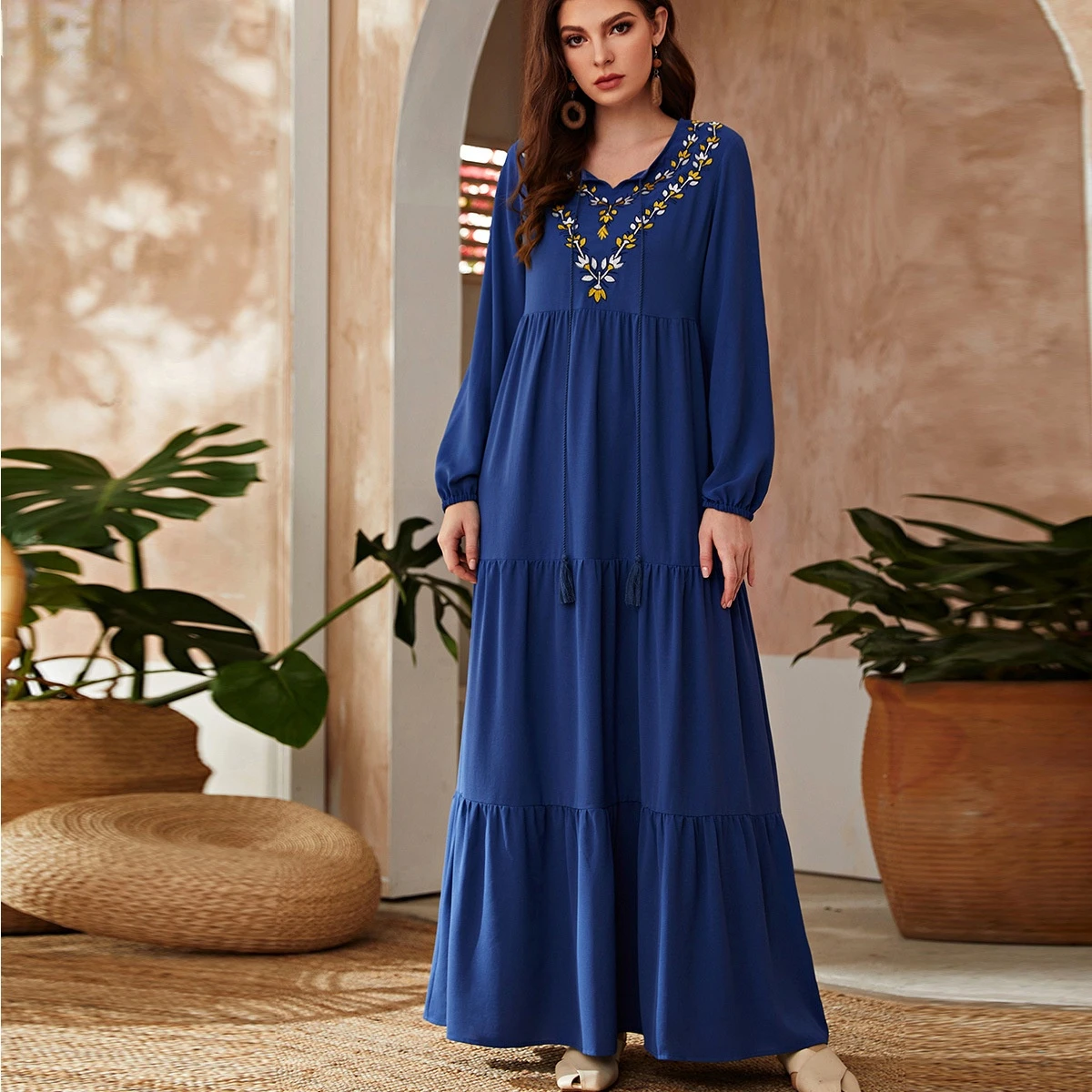 Мусульманское модное платье с длинными рукавами, однотонное многослойное Плиссированное длинное платье с широкой юбкой и вышивкой, пакист...