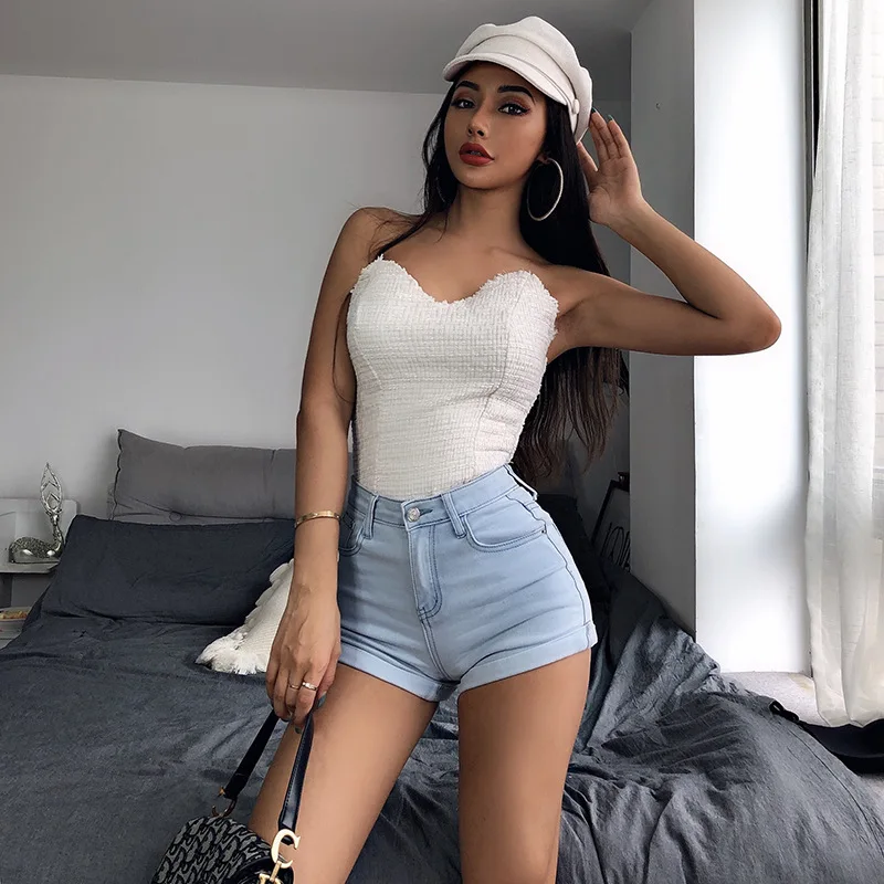 

V