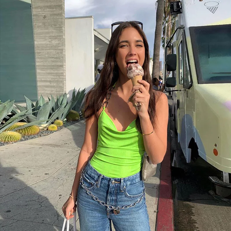 

European and American 2021 autumn and winter women sexy back hanging neck slim body adjustable short crop top Women's tube top