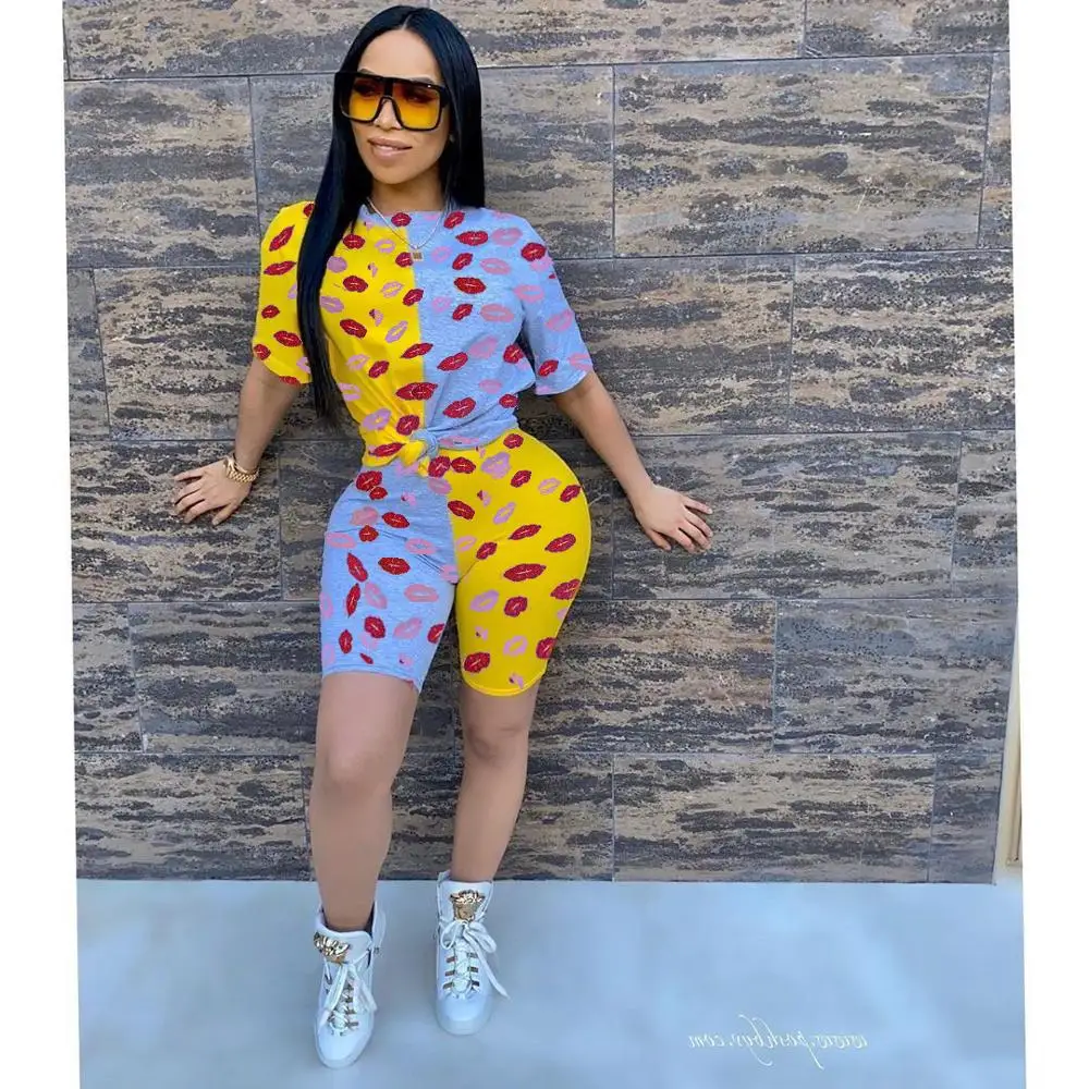 

Red Lips Print Two Piece Set Classic Streetwear Women Casual Tracksuit O Neck Pullover T-shirt Tees And Shorts Femme Home Wear