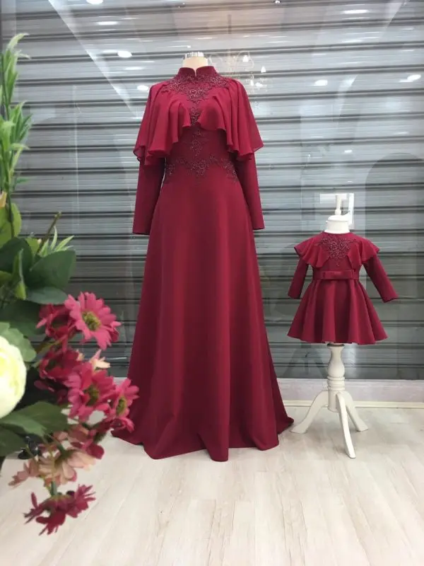 

Chiffon Appliques Long Sleeve Muslim Prom Dress with Cape Saudi Arabic A Line Evening Formal Party Gowns Robe De Soiree
