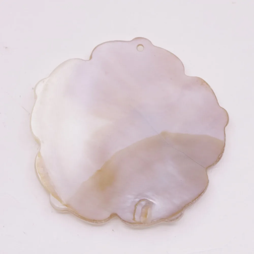 Подвеска из натуральной перламутровой ракушки 35-55 мм | Украшения и аксессуары