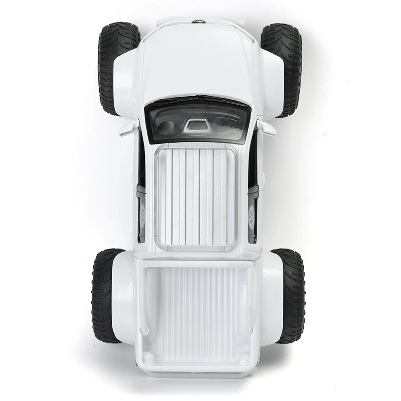 2.4G 1:18 RC Car 4WD Strong power High quality With lights Speed Buggy Climbing Model Remote Control kids toys gift - купить по