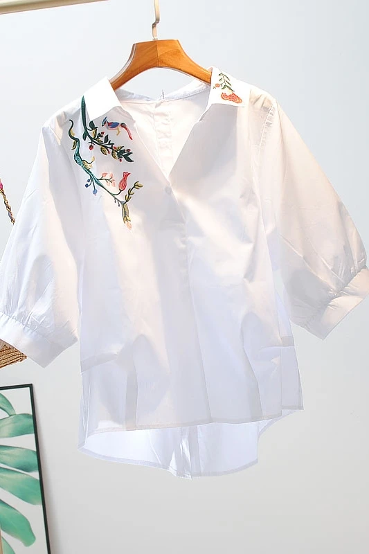 

VANOVICH 2021 New Summer Women Blouses and Tops Fashion Wild V-neck Cotton Embroidery Cotton Three Quarter Sleeve Women Clothing