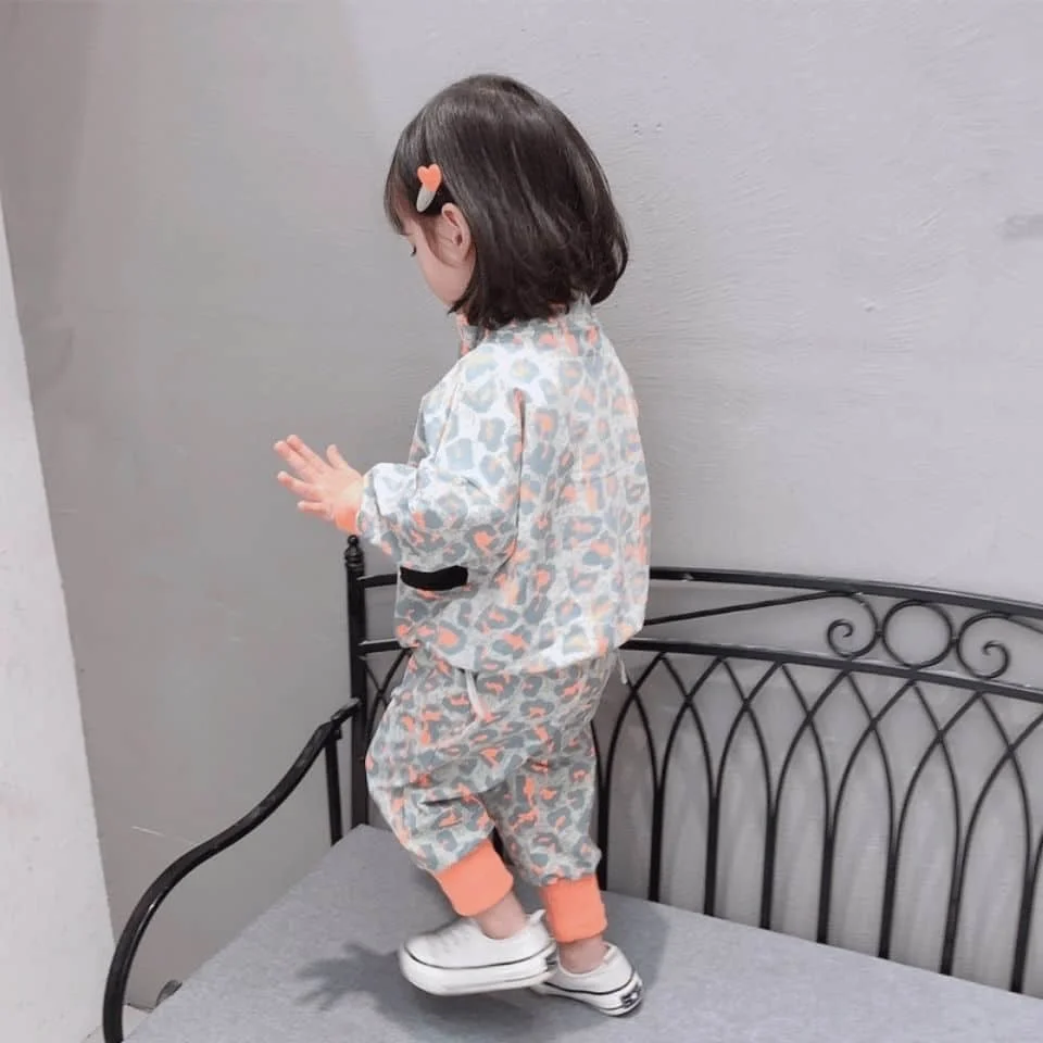 

Baby girls spring and autumn clothes 2020 new girls net red suits girl clothes western style children fashion two-piece trend