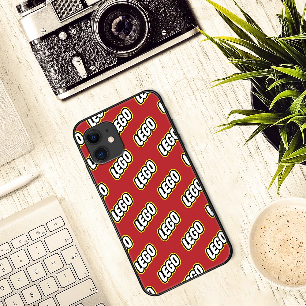 

LEGOs Phone Case Cover Hull For iphone 5 5s se 2020 6 6s 7 8 12 mini plus X XS XR 11 PRO MAX black Back Soft Funda Tpu Hoesjes