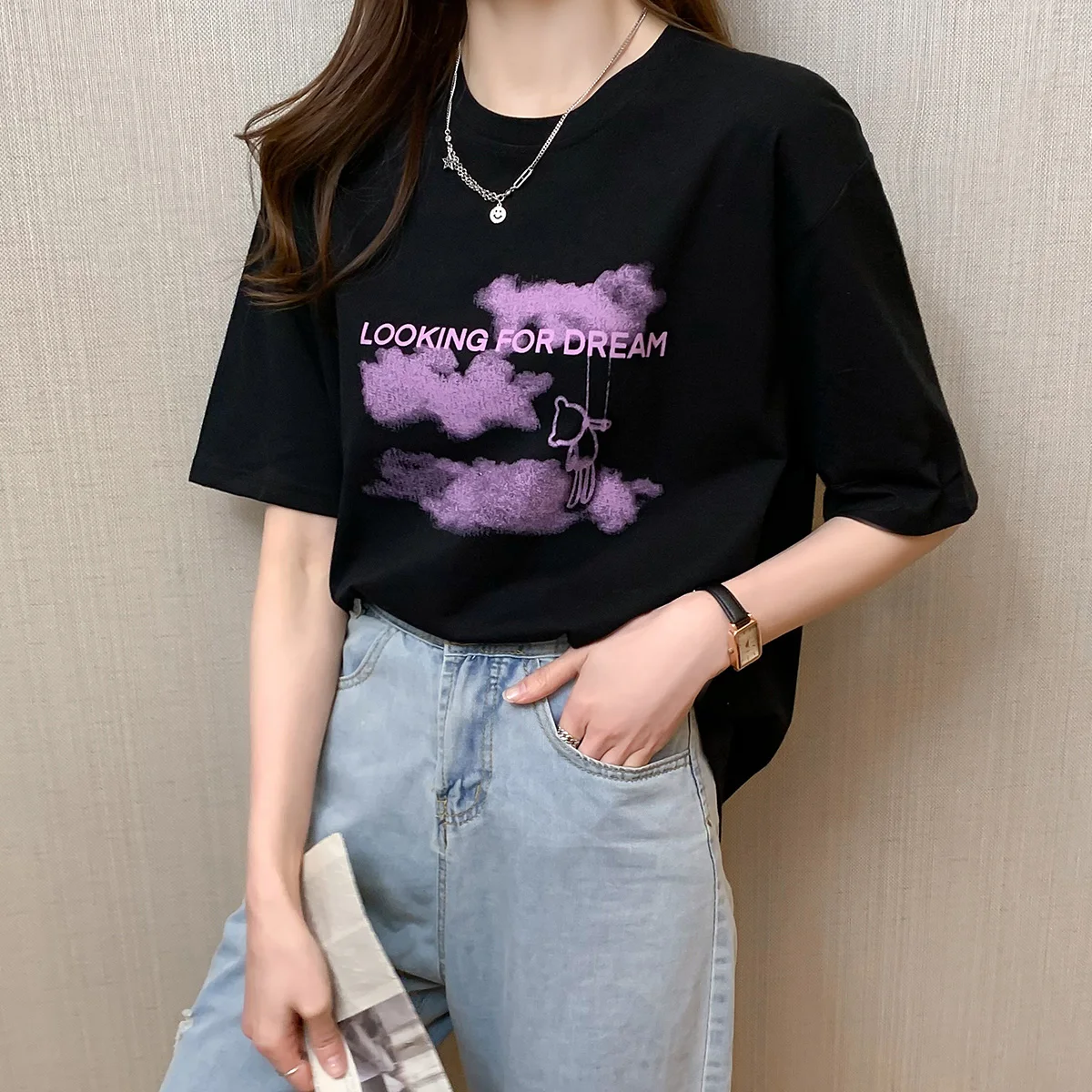 

Looking for Dream Women T Shirt Cotton Kawaii Harajuku Tops Streetwear Print Bear Clouds Graphic Tees Casual T-shirt Female Tops