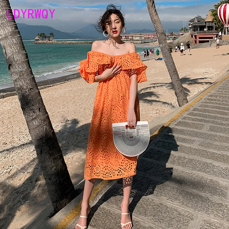 

LDYRWQY 2021 summer new Korean version of the beach fashion line neck bare shoulders and bare back slim sexy dress