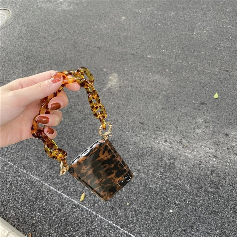 

Luxury vintage amber leopard print acrylic bracelet case for iphone 12 Pro Max 11 Pro Max 12MiNi 7 8 Plus X XS XR SE 2020 cover